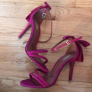 Schultz sandal fuschia sz 6.5